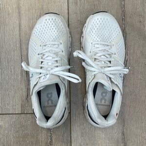 ON CLOUD cream US W6 HELION